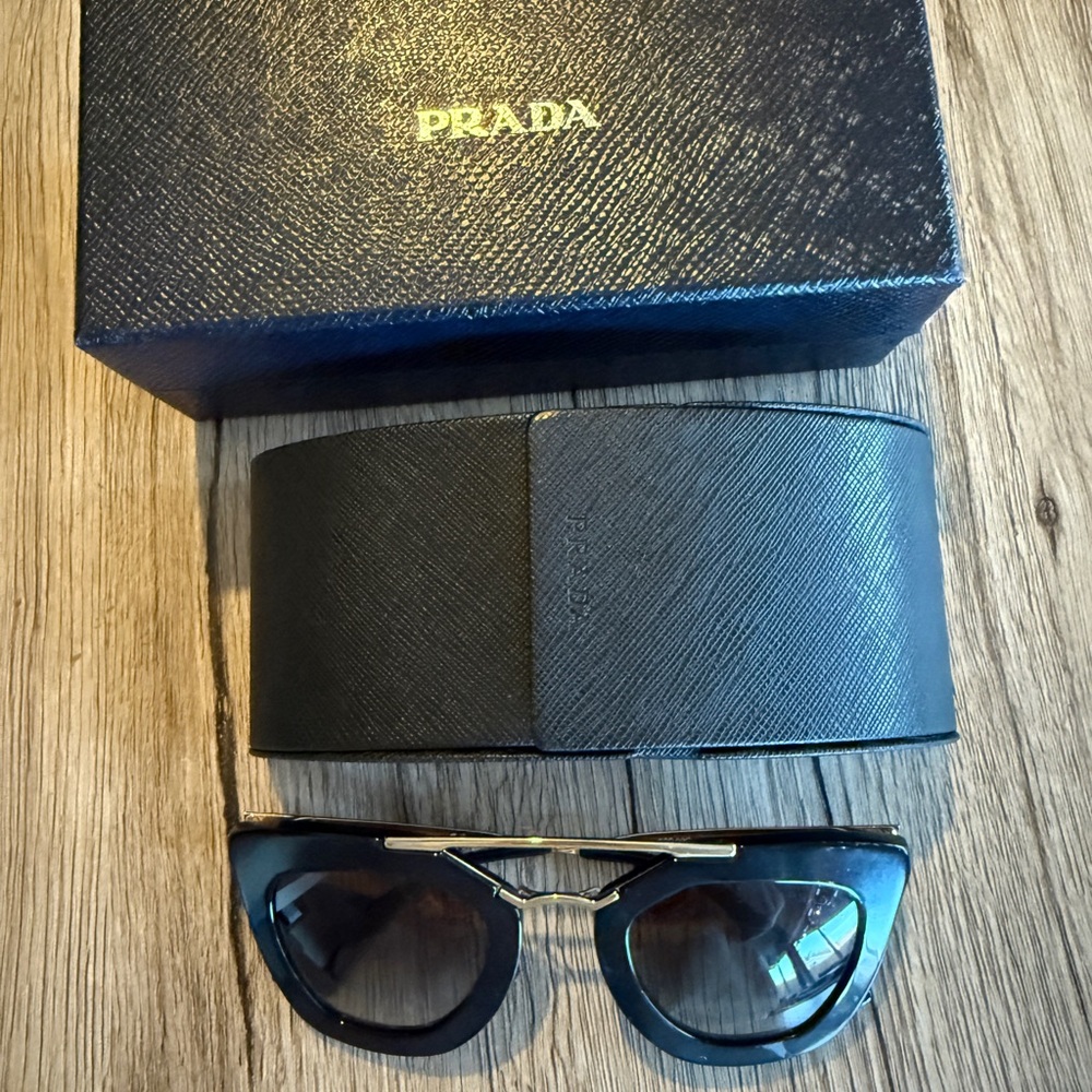 Prada Women's Sunglasses - Picture 3 of 6